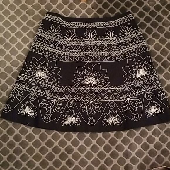 NWOT Talbots Black Skirt SZ 16 - Picture 1 of 8